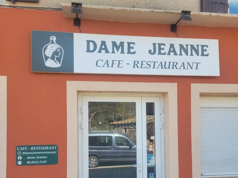 Enseigne de restaurant personnalisée à Dunière-sur-Eyrieux